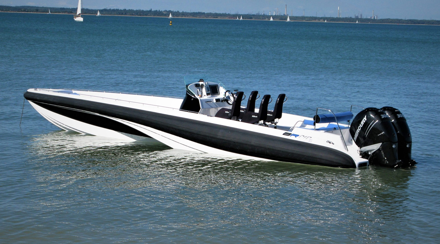 Bladerunner 35RIB Mooring